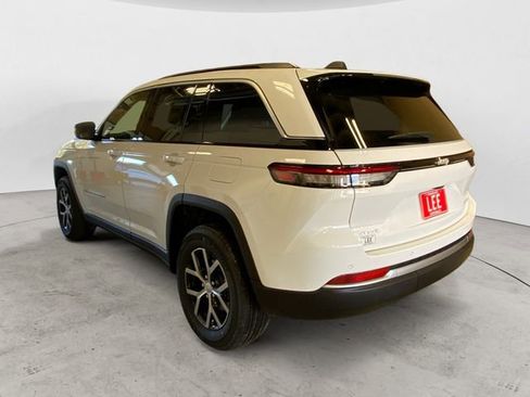 New 2026 Jeep Grand Cherokee Limited AWD/4WD image 3