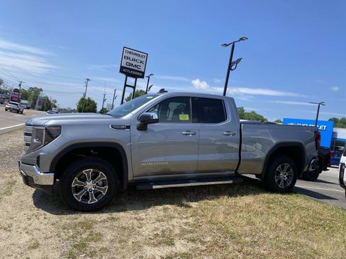 Used 2026 GMC Sierra 1500 SLE AWD/4WD image 2