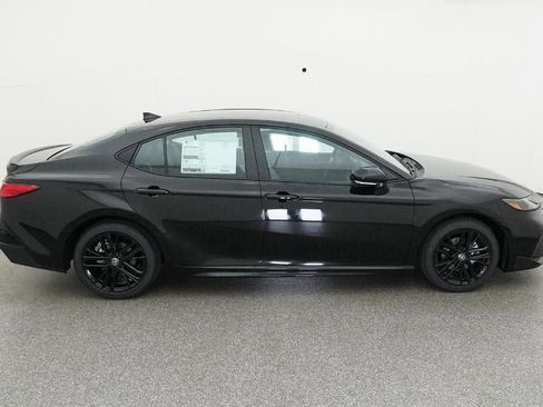 New 2026 Toyota Camry SE image 11