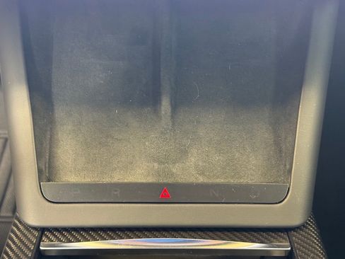 Used 2021 Tesla Model S Plaid image 34