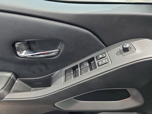 Used 2025 Nissan Frontier SV w/ SV Convenience Package image 27