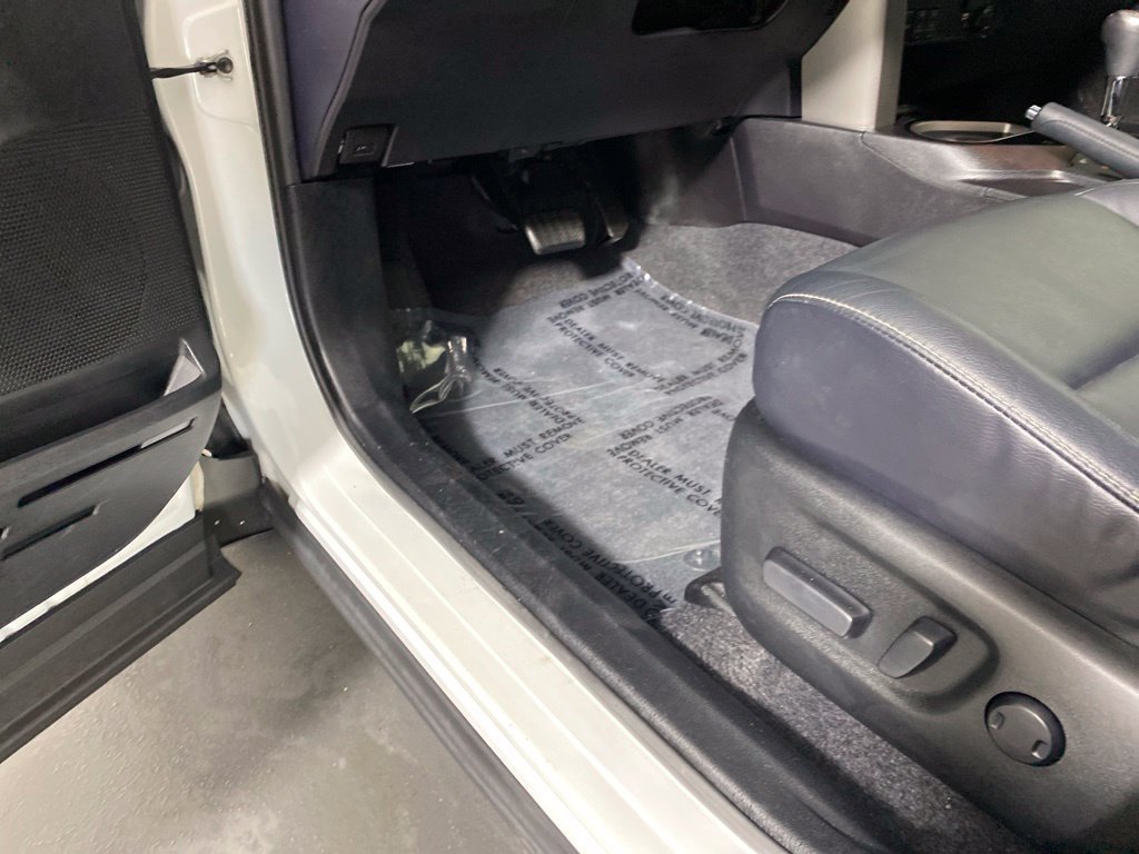 Used 2016 Toyota RAV4 Limited AWD/4WD image 26