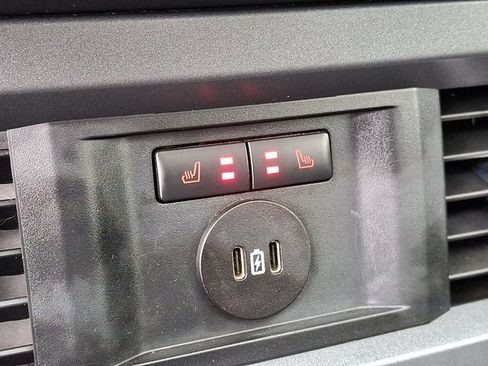 Used 2024 Ford F250 Lariat w/ Sport Appearance Package AWD/4WD image 11