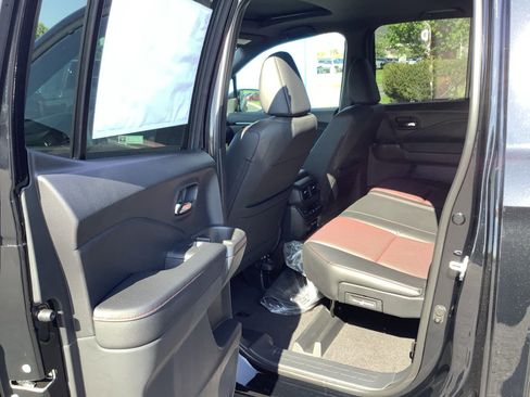 New 2026 Honda Ridgeline Black Edition image 12