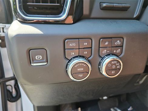 New 2025 GMC Sierra 2500 Denali Ultimate image 26