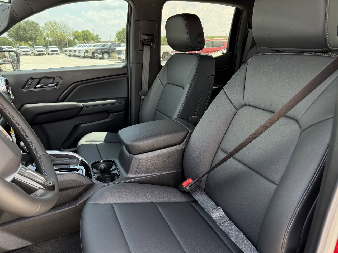 New 2026 Chevrolet Colorado LT w/ LT Convenience Package AWD/4WD image 21