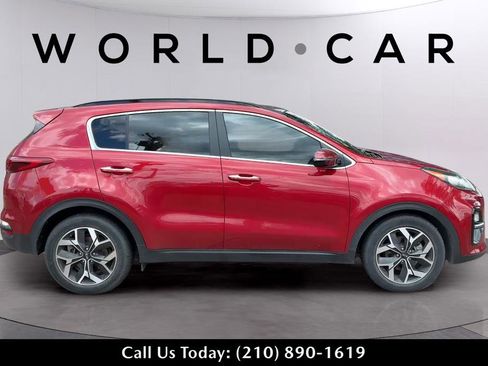Used 2022 Kia Sportage EX w/ EX Technology Package FWD image 8