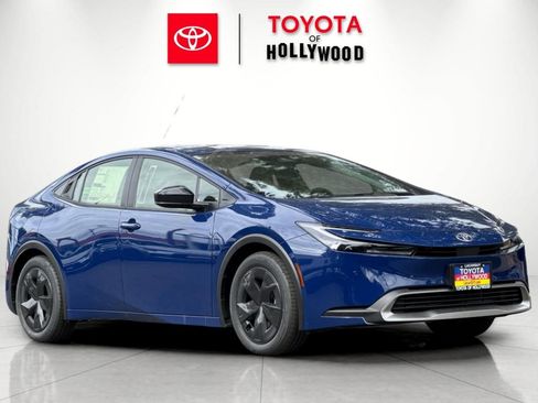 New 2026 Toyota Prius Plug-In Hybrid FWD image 1