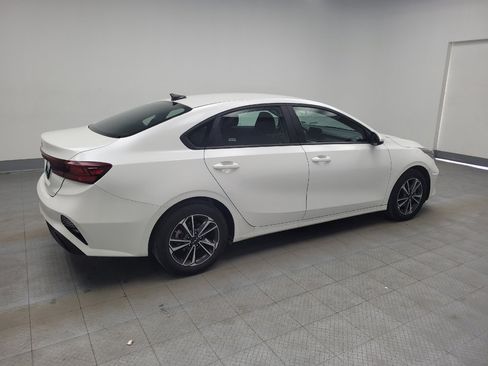 Used 2024 Kia Forte LXS image 10
