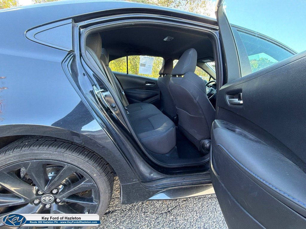 Used 2021 Toyota Corolla SE w/ Carpet Mat Package (TMS) FWD image 18