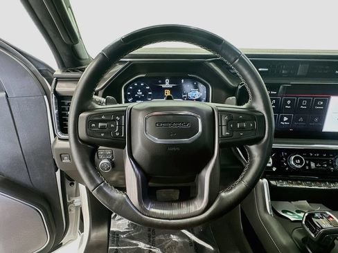 Used 2024 GMC Sierra 1500 Denali Ultimate AWD/4WD image 12