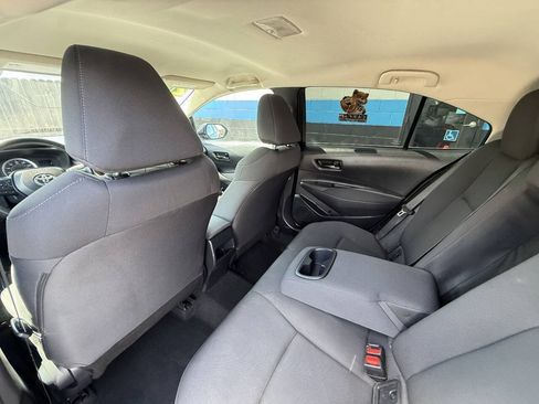 Used 2022 Toyota Corolla LE FWD image 13