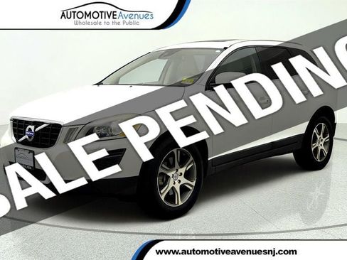 Used 2013 Volvo XC60 T6 AWD/4WD image 1
