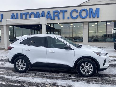 Used 2023 Ford Escape Active image 24