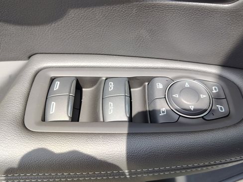 New 2025 Cadillac XT6 Luxury w/ LPO, Premium Carpet Package image 13