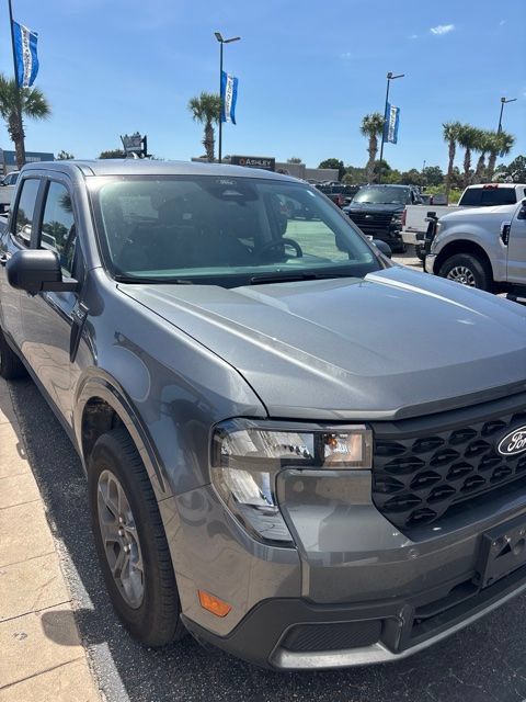 Used 2026 Ford Maverick XLT AWD/4WD image 2