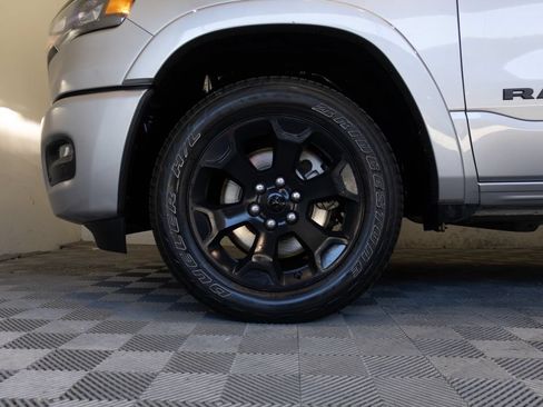 Used 2025 RAM 1500 Big Horn AWD/4WD image 9