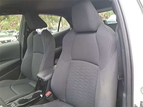 Used 2022 Toyota Corolla SE image 18