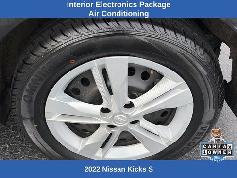 Used 2022 Nissan Kicks S w/ Interior Electronics Package image 9