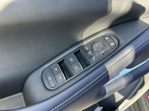 New 2026 INFINITI QX60 Sport image 30