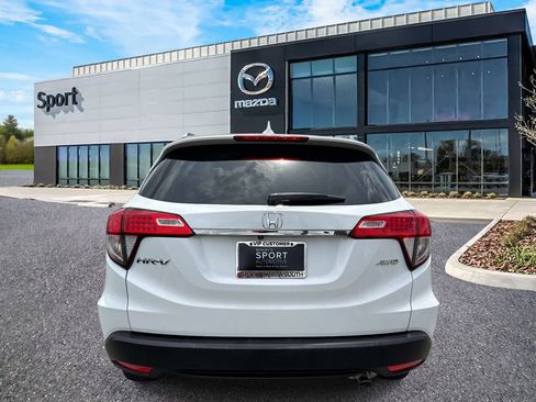 Used 2021 Honda HR-V EX image 4