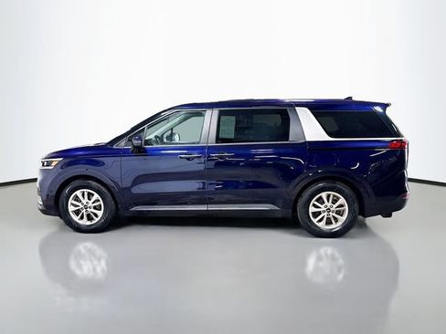 Used 2022 Kia Carnival LX FWD image 9