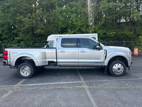 Used 2024 Ford F450 Lariat w/ Snow Plow/Camper Package AWD/4WD image 6