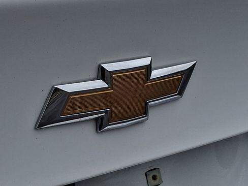 Used 2023 Chevrolet Malibu LT FWD image 29