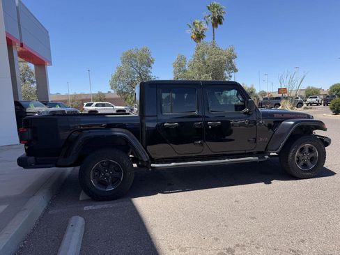 Used 2021 Jeep Gladiator Rubicon AWD/4WD image 7