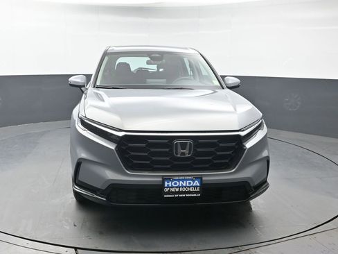 Used 2023 Honda CR-V LX image 9