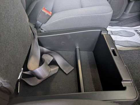 Used 2017 Chevrolet Silverado 2500 LT w/ LT Convenience Package image 33