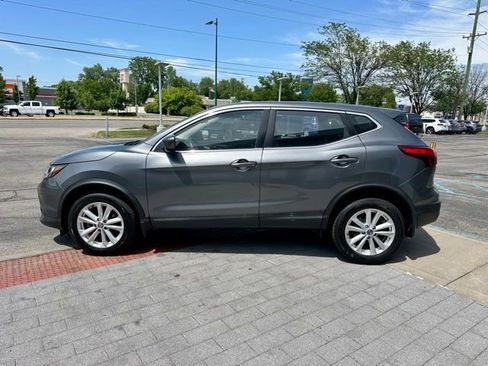 Used 2018 Nissan Rogue Sport S w/ S Appearance Package FWD image 4