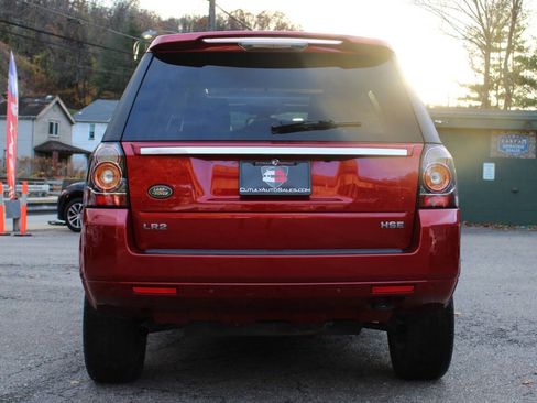 Used 2014 Land Rover LR2 HSE image 6