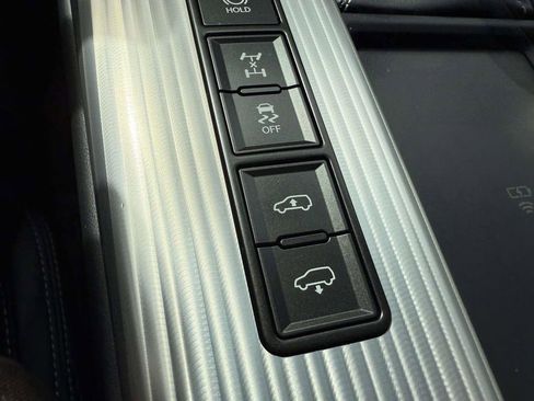 Used 2024 Lexus LX 600 F Sport image 28