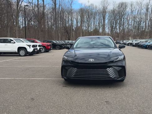 New 2026 Toyota Camry XLE AWD/4WD image 3