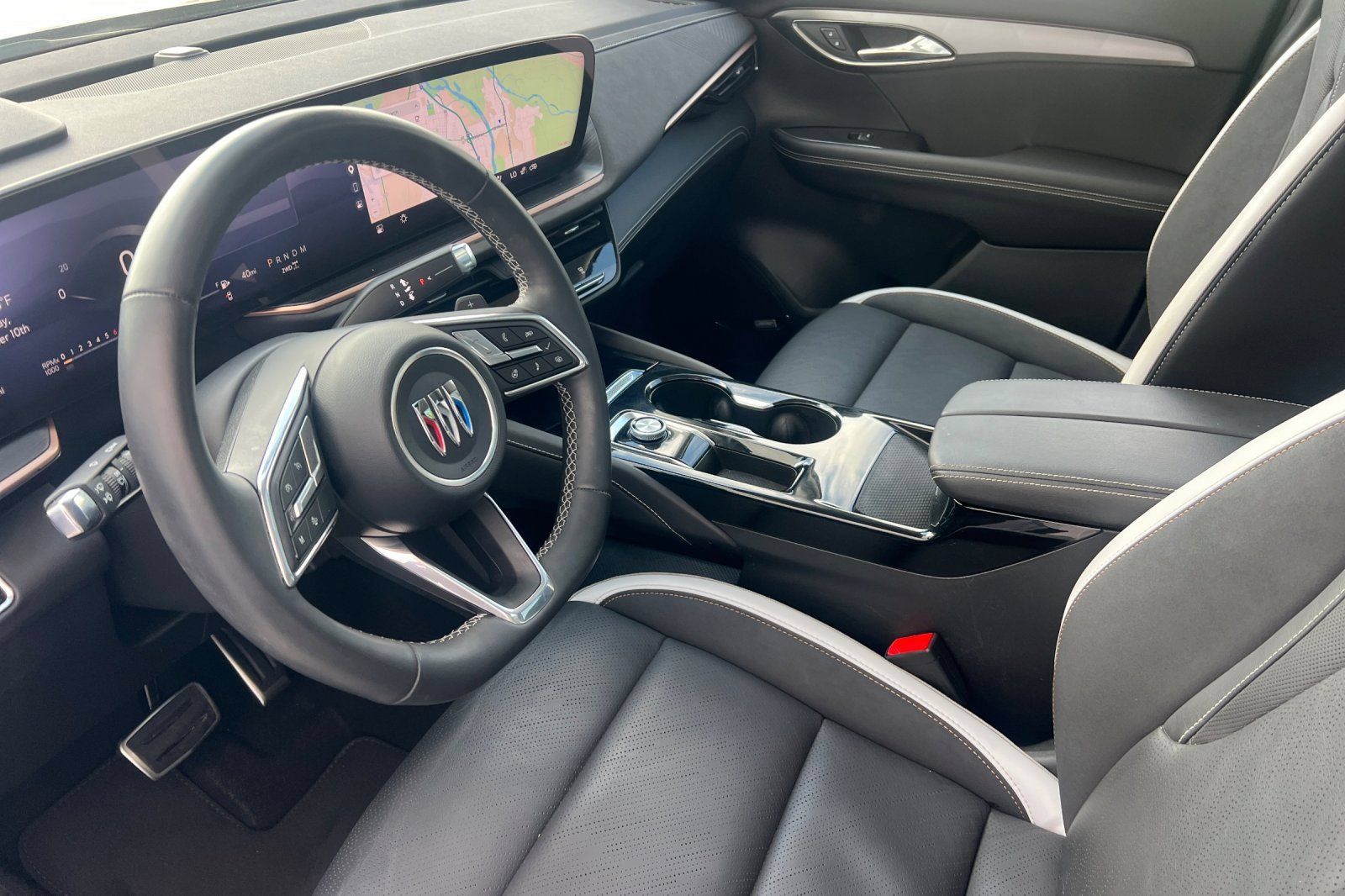 Used 2025 Buick Envision Sport Touring AWD/4WD image 7