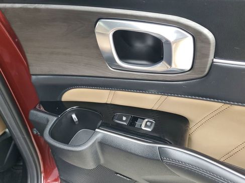 Used 2025 Kia Sorento SX Prestige w/ Olive Brown Leather Package image 45