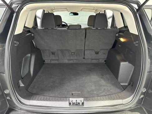 Used 2019 Ford Escape SE AWD/4WD image 25