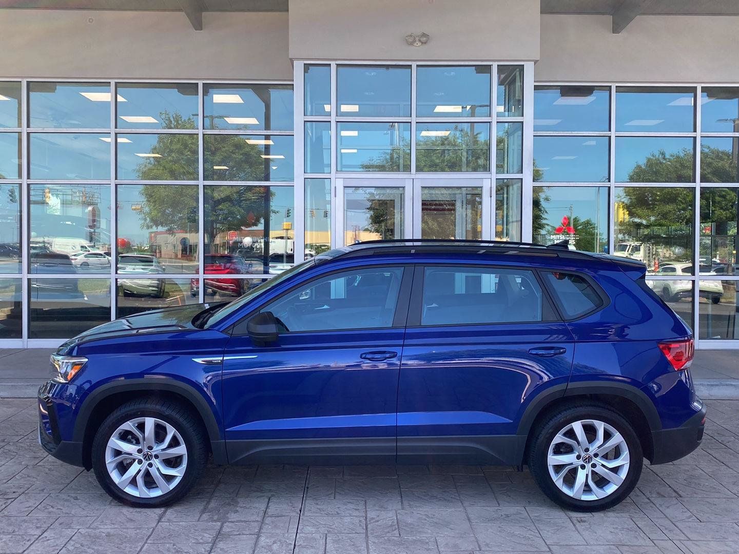 Used 2023 Volkswagen Taos S w/ Driver Assistance Package AWD/4WD image 4