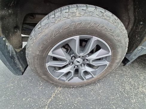 Used 2019 Chevrolet Silverado 1500 RST AWD/4WD image 9