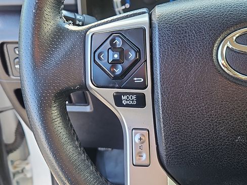 Used 2016 Toyota 4Runner SR5 image 13