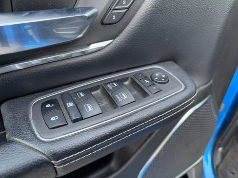 Used 2024 RAM 1500 Laramie image 13