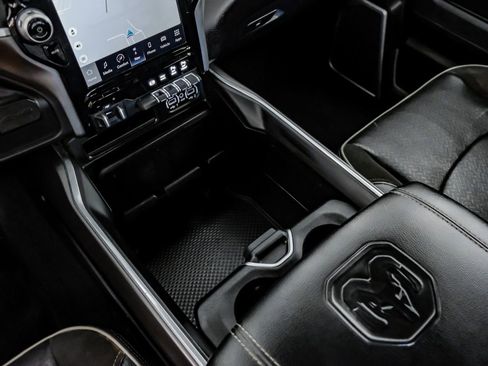 Used 2024 RAM 3500 Laramie w/ Night Edition image 27