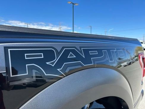 Used 2018 Ford F150 Raptor w/ Equipment Group 802A Luxury AWD/4WD image 11