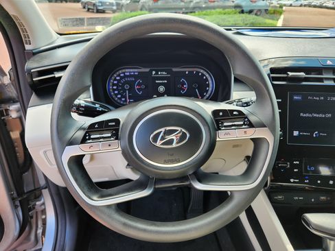 Certified 2024 Hyundai Tucson SEL AWD/4WD image 17