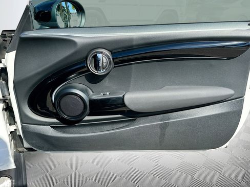 Certified 2024 MINI Cooper S w/ Signature Upholstery Package image 30