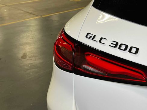 Certified 2025 Mercedes-Benz GLC 300 GLC 300 image 15