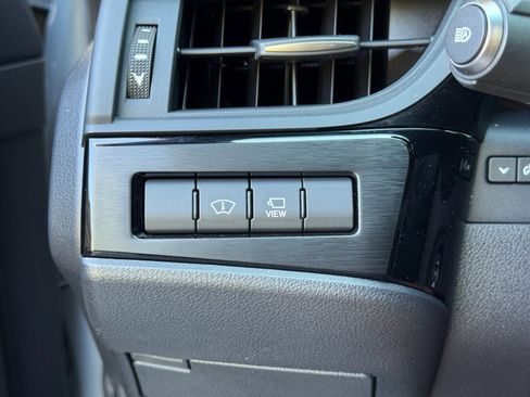 Used 2022 Lexus ES 350 Ultra Luxury w/ Accessory Package 2 image 21