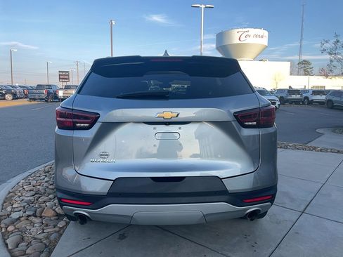 Used 2024 Chevrolet Blazer LT image 4