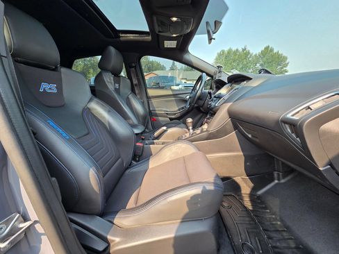 Used 2017 Ford Focus RS AWD/4WD image 28